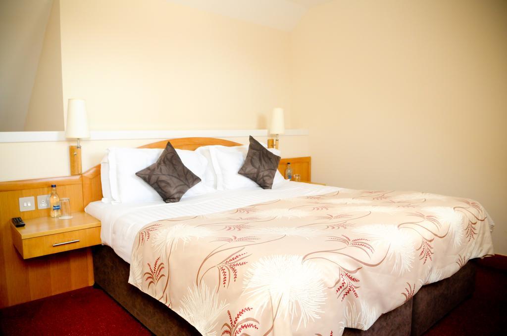 Woodland Bay Hotel Girvan Room photo