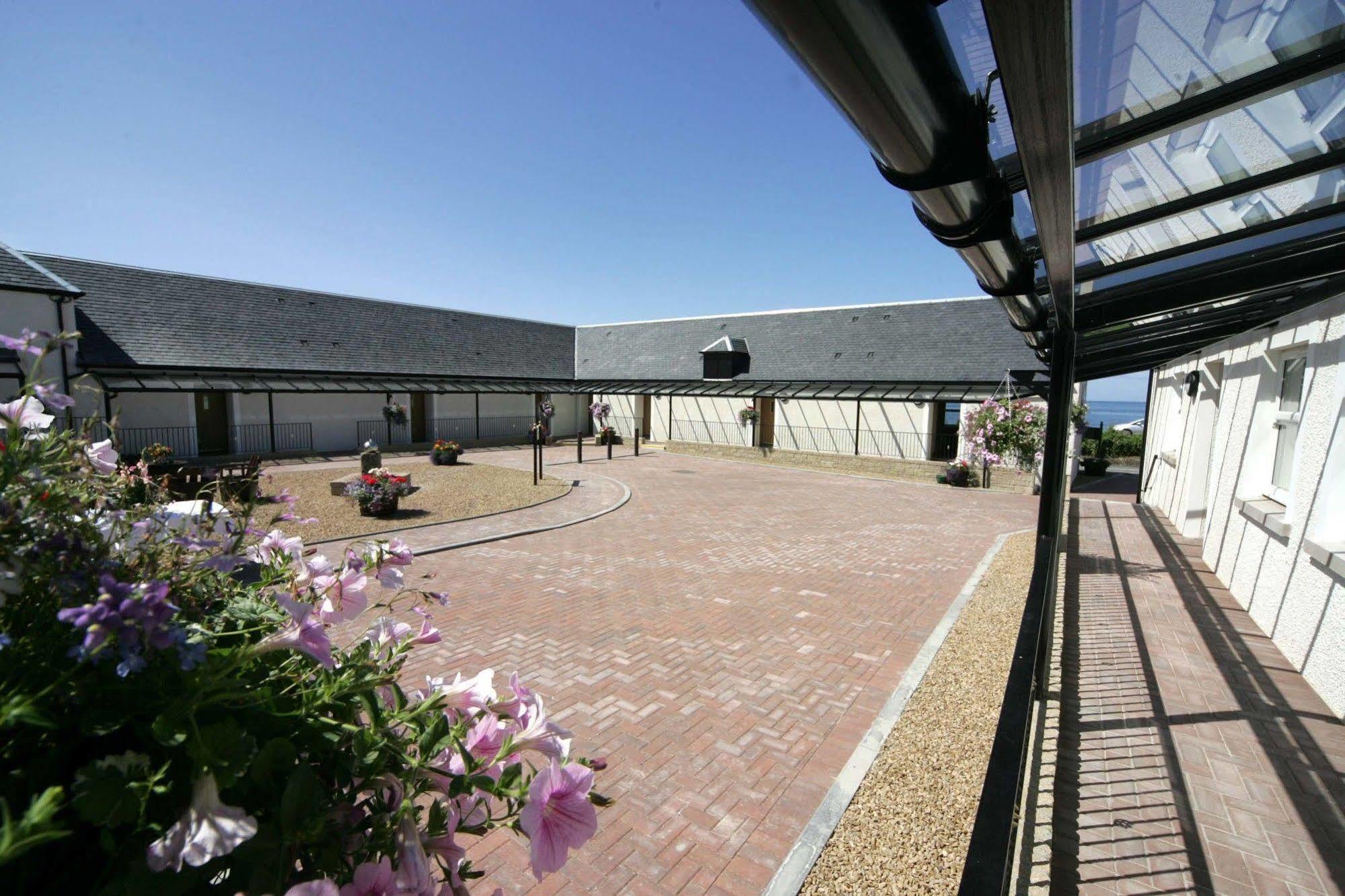Woodland Bay Hotel Girvan Exterior photo